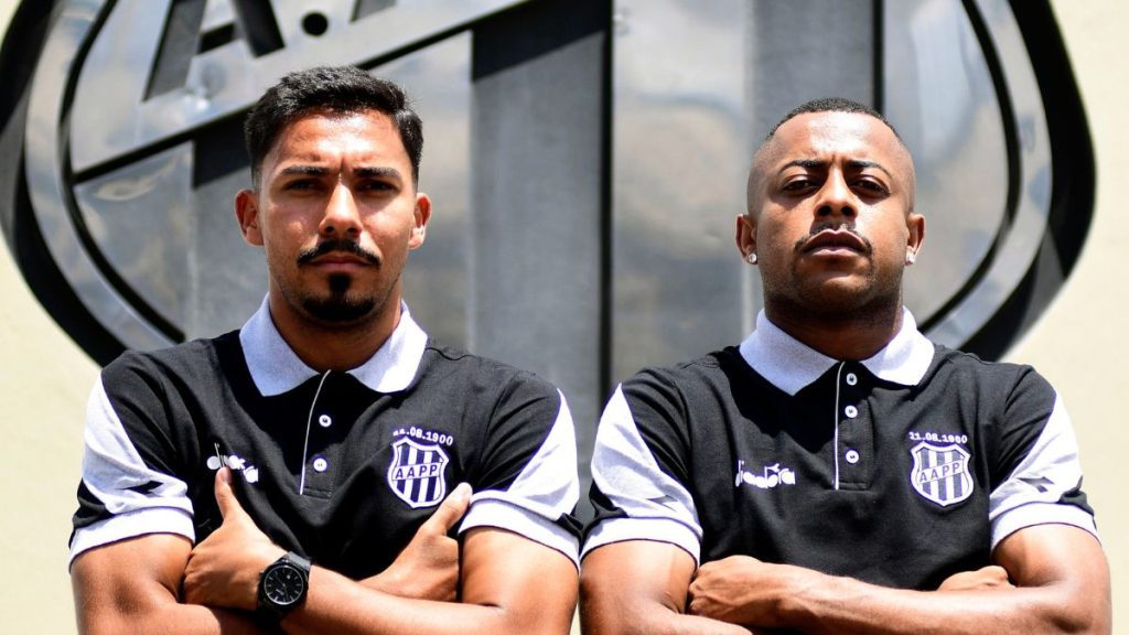 Volante Murilo e lateral Diego Porfírio, novos reforços da Ponte Preta apresentados para a sequência da temporada.