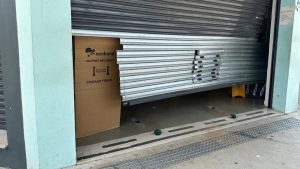 Criminosos invadem farmácia de carro e levam canetas emagrecedoras em Campinas