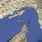 Irã fecha Estreito de Ormuz e ameaça incendiar navios após morte de Khamenei