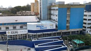 Área de isolamento na UTI do Hospital Mário Gatti para pacientes com a superbactéria KPC em Campinas.