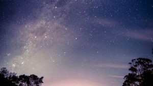 Céu de outono com Júpiter e constelações visíveis do Observatório Municipal de Americana.