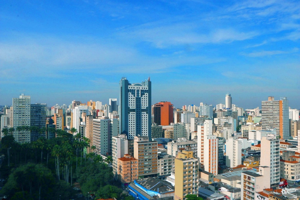 Centro urbano de Campinas, sexta cidade mais feliz de São Paulo no ranking nacional de felicidade 2026.