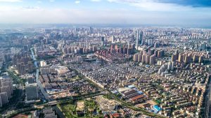 Ranking das cidades mais felizes do Brasil em 2026 com destaque para Americana, Vinhedo e Campinas.