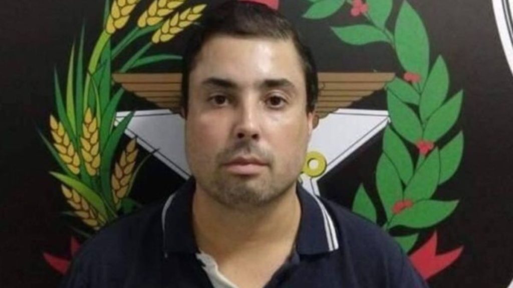 Médico Neandro Schiefler preso por crimes sexuais e estupro de pacientes no litoral de São Paulo.