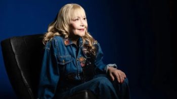 Claudya celebra 60 anos de carreira com show da turnê “Deixa Eu Dizer” no SESC Campinas