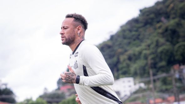 Torcida do Velo cobra jogadores e avisa: "Tira o Neymar da Copa"