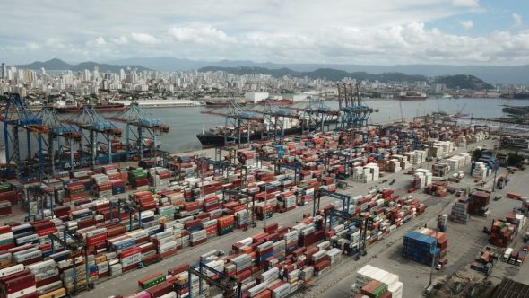 Guarujá realiza cursos de logística portuária
