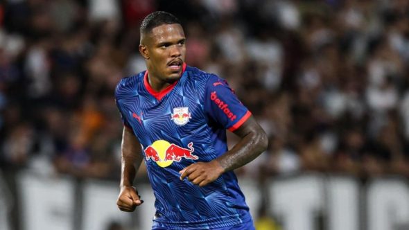 Jogador do bragantino faz fala machistas sobre a arbitra