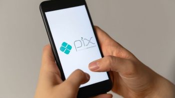 como usar pix fora do país
