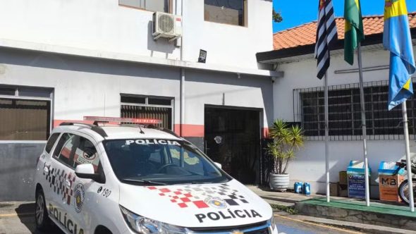 Funcionário é preso após esfaquear colega dentro de auto center em Bragança Paulista